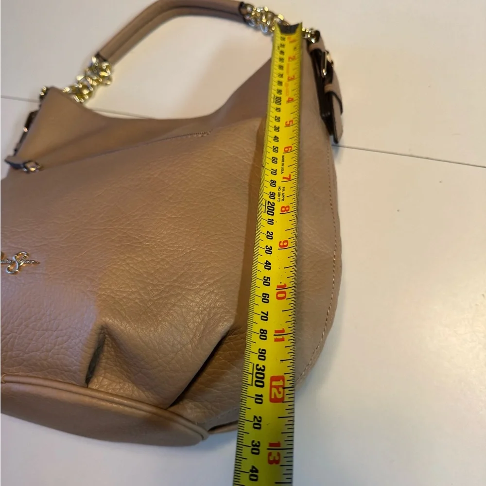 Jessica Simpson Elegant Modern Tan Taupe Shoulder Bag Purse Chain Handle CLEAN